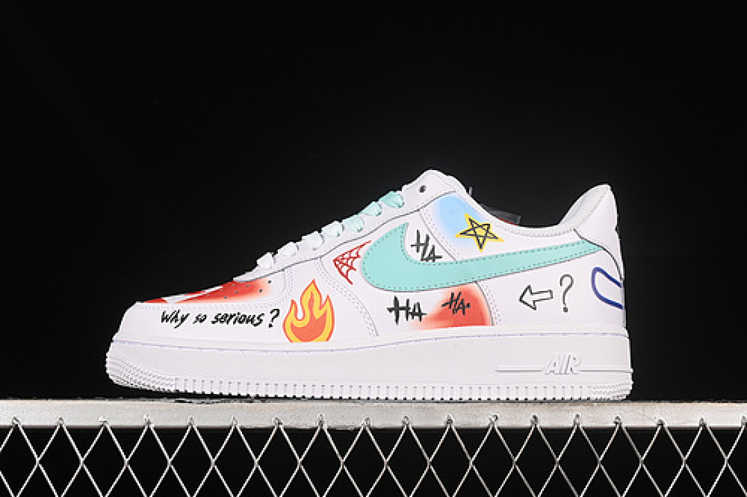 Nike [CW2288-111]-[AIR FORCE 1 07 LOW WHITE/GREEN/RED/BLUE]-[WOMAN:36-39]-[MAN:40-45], photo 1