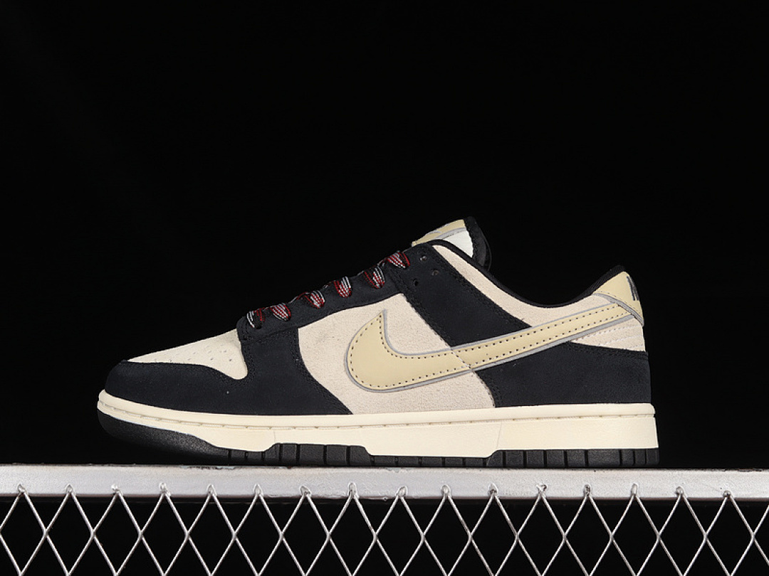 Nike SB DUNK LOW BLACK/TEAM GOLD/COCONUT MILK · DV3054-001, photo 1