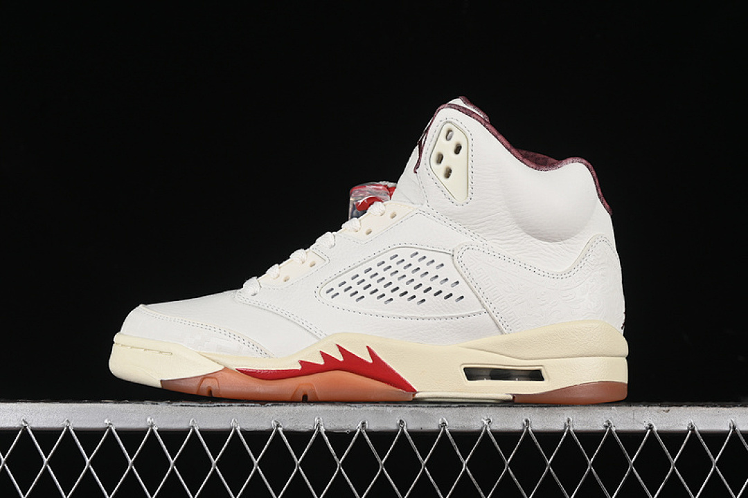 Jordan [HF8833-100]-[AIR JORDAN 5 EL GRITO SAIL/COCONUT MILK/PINE GREEN/DARK PONY]-[MAN:40-48], photo 1