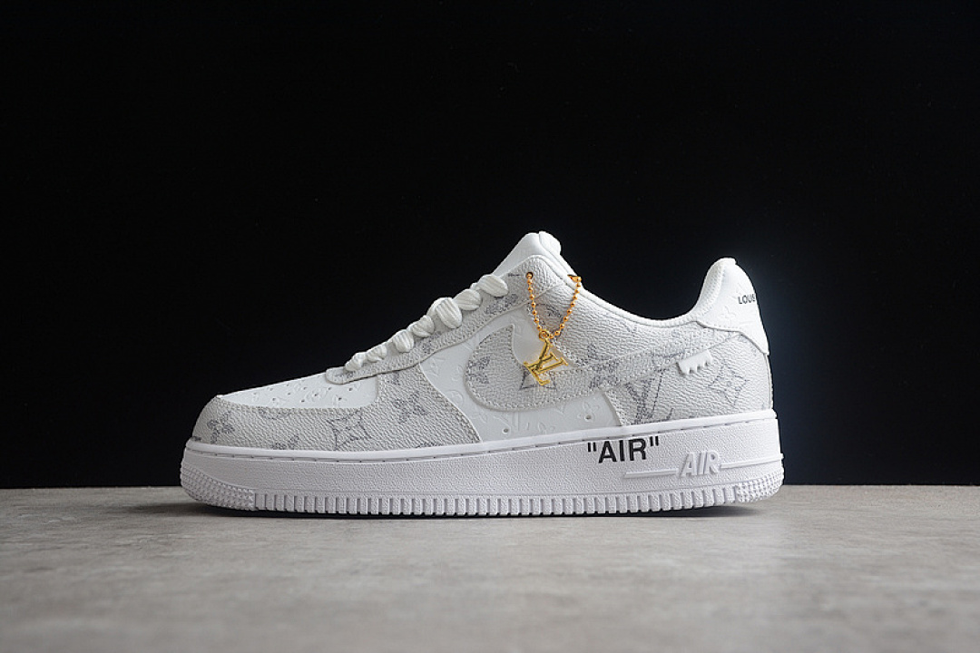 Nike Nike AIR FORCE 1 LOW 07 X L*V WHITE/WHITE/LIGHT GREY · LD4631-201, photo 1