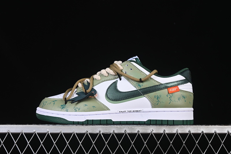 Nike SB DUNK LOW WHITE/GREEN/BROWN · DD1391-100, photo 1