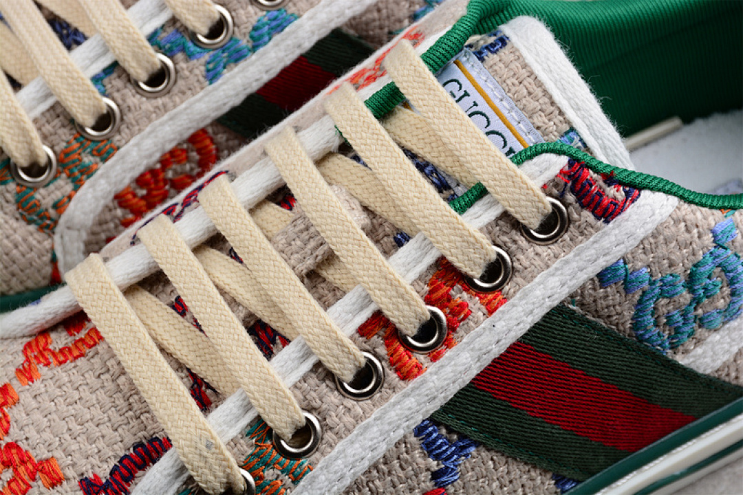 Gucci [606110-H0T10-8533]-[DISNEY X TENNIS 1977 BEIGE/BEIGE/BEIGE]-[WOMAN:35-39]-[MAN:40-44] - Image 9