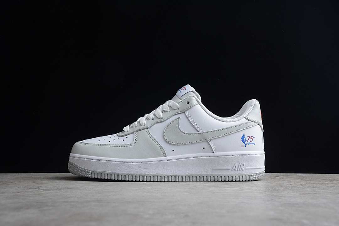 Nike [AA6902-201]-[AIR FORCE 1 LOW NBA 75TH WHITE/WHITE/GREY]-[WOMAN:36-39]-[MAN:40-45], photo 1