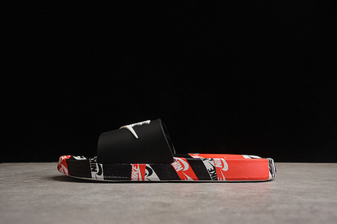 Nike [VICTORI ONE SLIDE BLACK/RED]-[WOMAN:36-39]-[MAN:40-45], photo 1