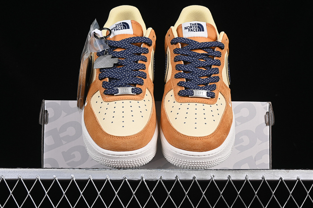 Nike [DM6688-053]-[AIR FORCE 1 07 LOW WHITE/BROWN/BLUE]-[WOMAN:36-39]-[MAN:40-45] - Image 13