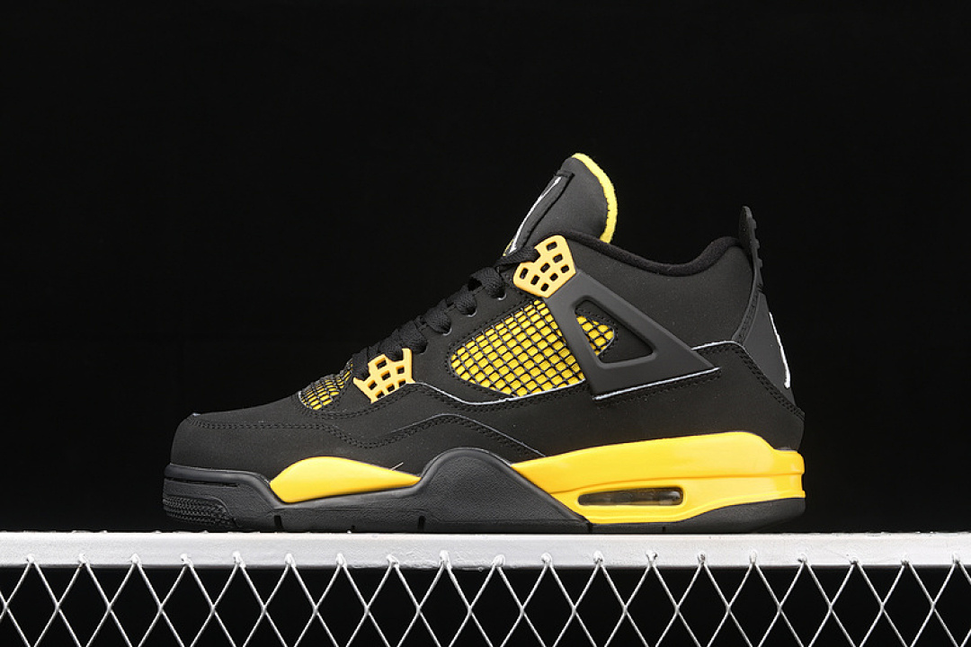 Jordan AIR Jordan 4 RETRO THUNDER 2012 BLACK/WHITE-TOUR YELLOW · 308497-008, photo 1