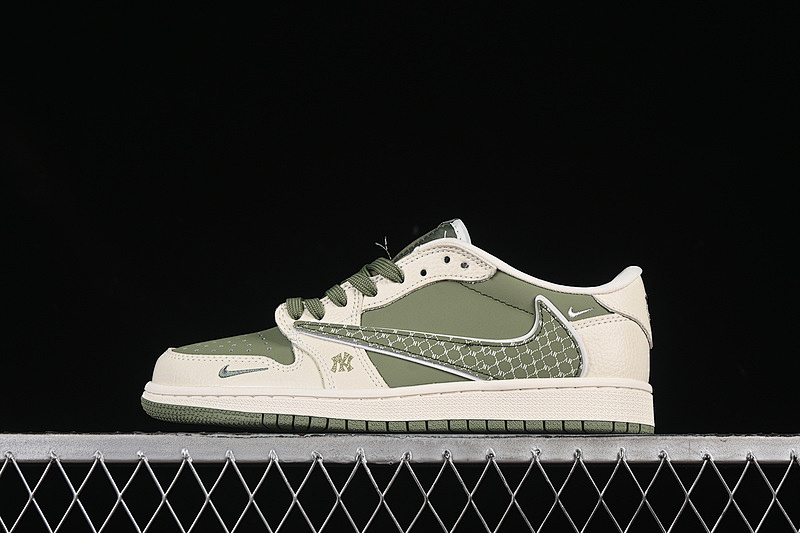Jordan TRAVIS SCOTT X FRAGMENT DESIGN AIR Jordan 1 LOW OG SP WHITE/GREEN · XS2024-017, photo 1