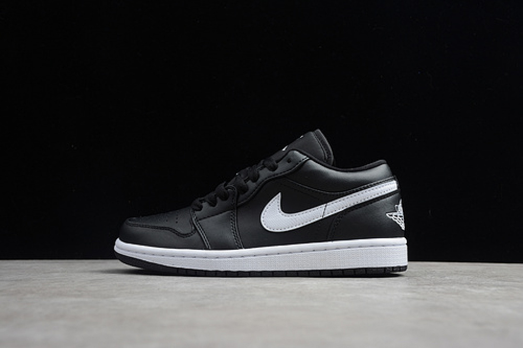 Jordan [AO9944-001]-[AIR JORDAN 1 LOW BLACK/WHITE]-[WOMAN:36-39], photo 1