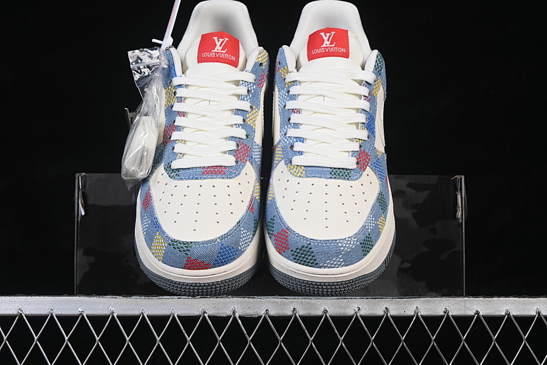 Nike [DN1688-813]-[AIR FORCE 1 07 LOW WHITE/BLUE/RED]-[WOMAN:36-39]-[MAN:40-45] - Image 13