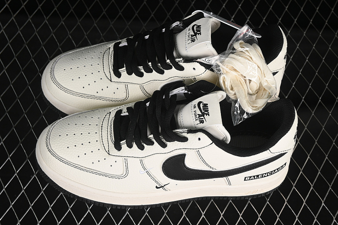 Nike [FR0538-090]-[BA*LEN*CIAGA AIR FORCE 1 07 LOW BLACK/WHITE]-[WOMAN:36-39]-[MAN:40-45] - Image 11