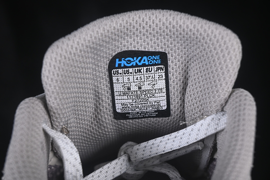 Hoka [1171891 PLCK]-[THICK SOLED LIGHTWEIGHT MOUNTAIN SHOES GREY/SILVER]-[WOMAN:36-39]-[MAN:40-45] - Image 5