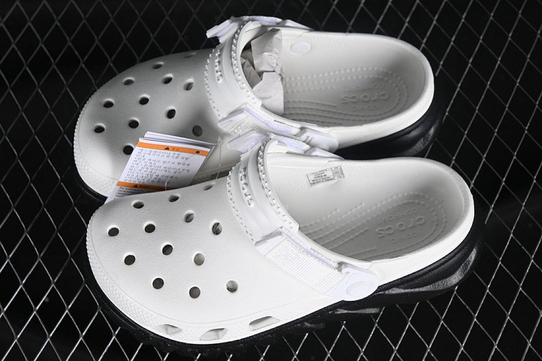 Crocs [CROCS DUET MAX CLOG WHITE/BLACK]-[WOMAN:36-39]-[MAN:40-46] - Image 9