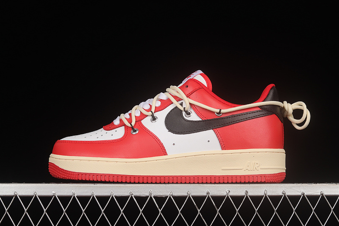 Nike Nike AIR FORCE 1 LOW 07 UNIVERSITY RED/WHITE-BLACK · CV1724-106, photo 1