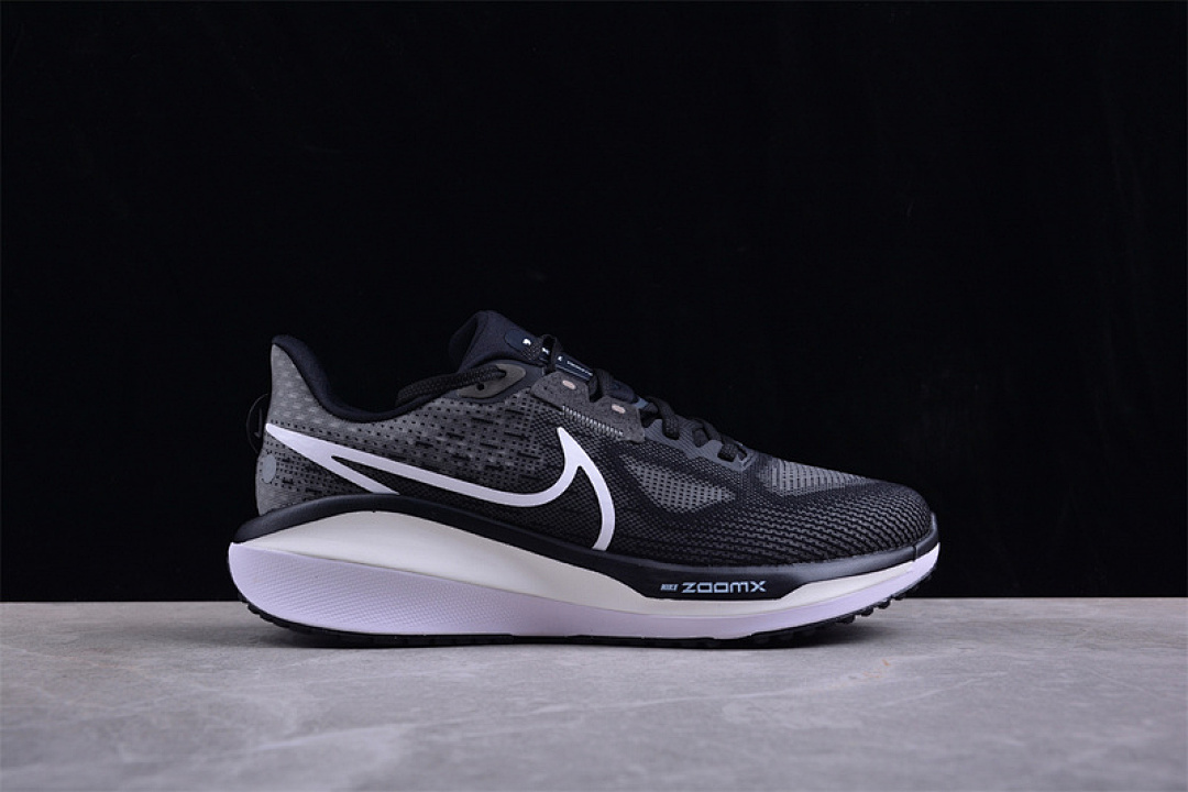 Nike [FB1309-004]-[AIR ZOOM VOMERO 17 BLACK/ANTHRACITE/WHITE]-[WOMAN:36-39]-[MAN:40-46] - Image 15