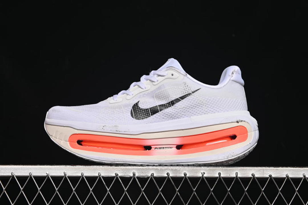 Nike Nike AIR ZOOM VOMERO PREMIUM WHITE/BLACK/ORANGE · HQ2050-631, photo 1