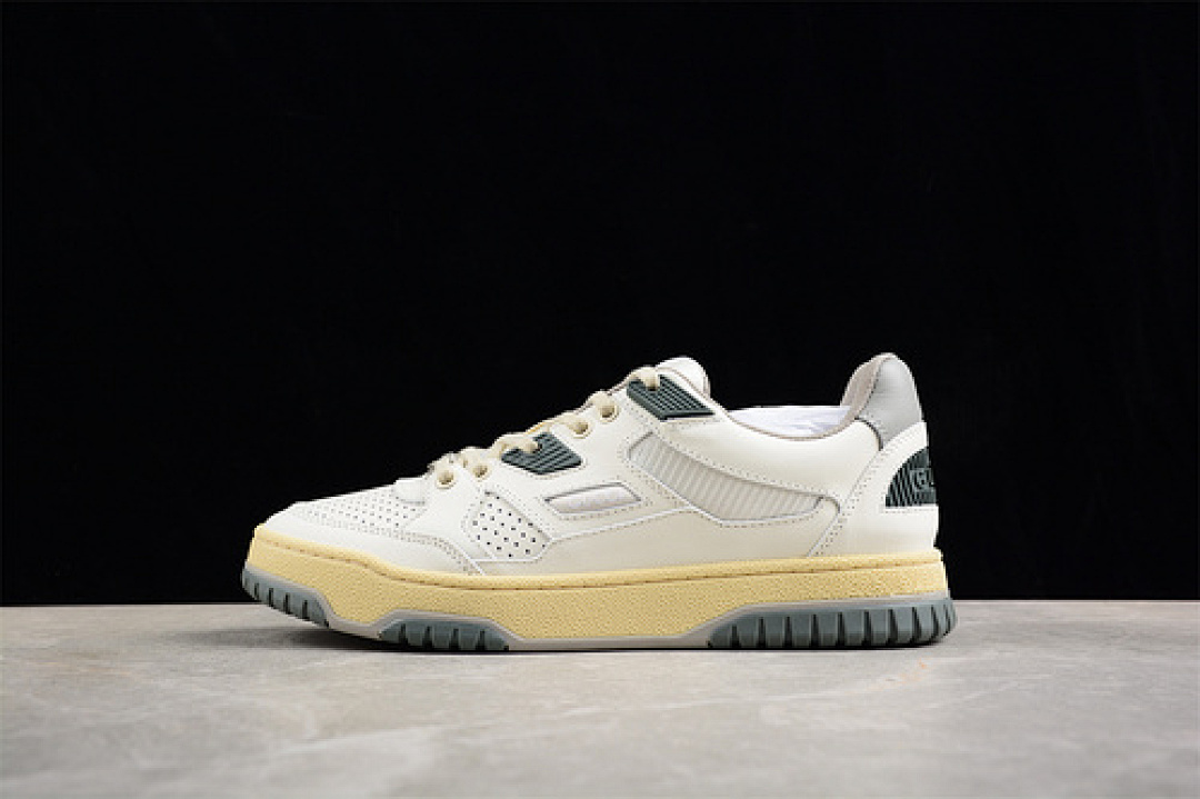 Gucci Gucci [ 2023 WHITE/GREY/YELLOW/GREEN]-[WOMAN:35-39]-[MAN:40-45], photo 1