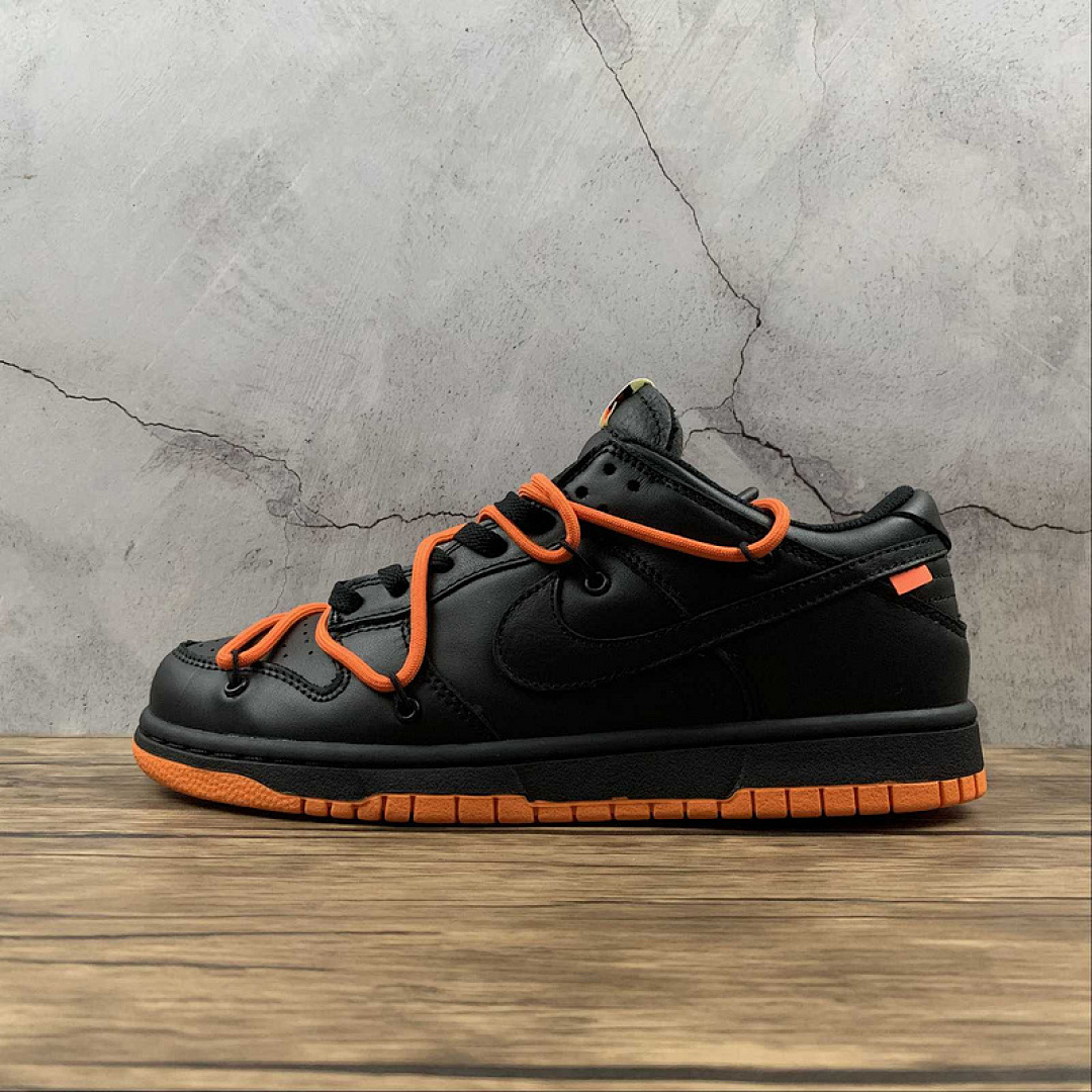 Off-White Nike SB DUNK LOW X OW FUTURA BLACK/BLACK/ORANGE · CT0856-005, photo 1