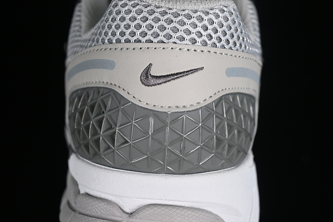 Nike [FD0791-012]-[ZOOM VOMERO 5 LIGHT IRON ORE/METALLIC SILVER/PHOTON DUST/FLATPEWTER/SUMMIT (WHITE]) - Image 7
