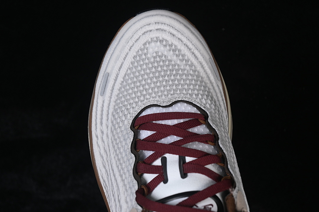 Nike [IO4482-100]-[VOMERO PLUS SAIL/CALDERA BROWN/BLACK/PECAN]-[WOMAN:35.5-39]-[MAN:40-46] - Image 10