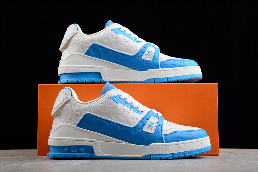 Louis Vuitton [L*V TRAINER LOW SNEAKER WHITE/WHITE/SKY BLUE]-[WOMAN:35-39]-[MAN:40-45] - Image 17