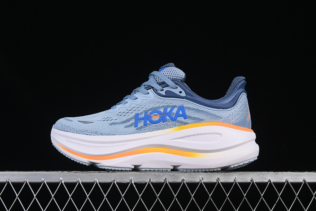 On Running [1162013 DNP]-[HOKA ONE BONDI 9 WHITE/BLUE/PRANGE]-[WOMAN:36-39]-[MAN:40-45], photo 1