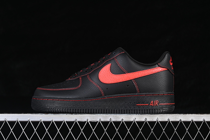 Nike AIR FORCE 1 07 LOW CASUAL SNEAKERS BLACK/RED · ZH0316-142, photo 1