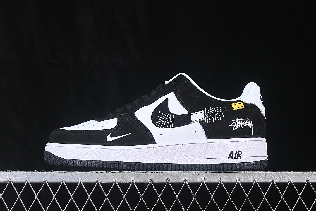 Nike [DD1982-378]-[AIR FORCE 1 07 LOW CASUAL SNEAKERS BLACK/WHITE]-[WOMAN:36-39]-[MAN:40-45], photo 1