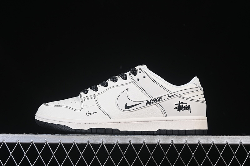Nike SB DUNK LOW WHITE/BLACK · HH7518-096, photo 1