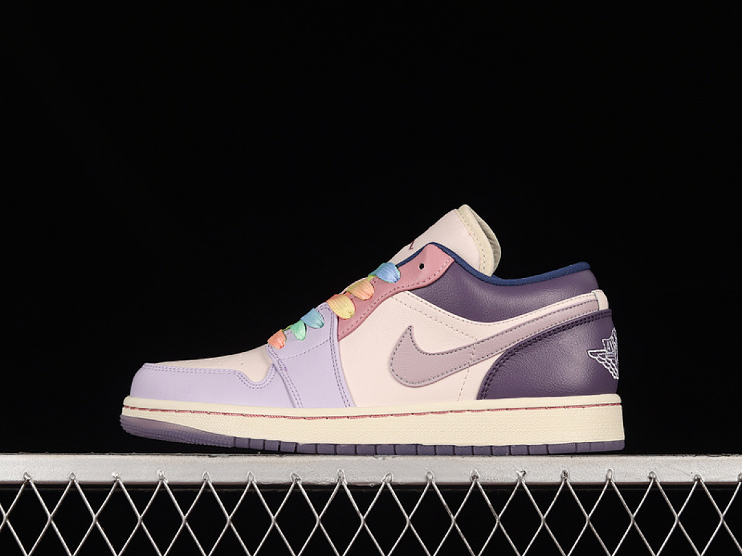 Jordan AIR Jordan 1 LOW PASTEL PLUM LIGHT SOFT PINK/PLUM FOG · DZ2768-651, photo 1