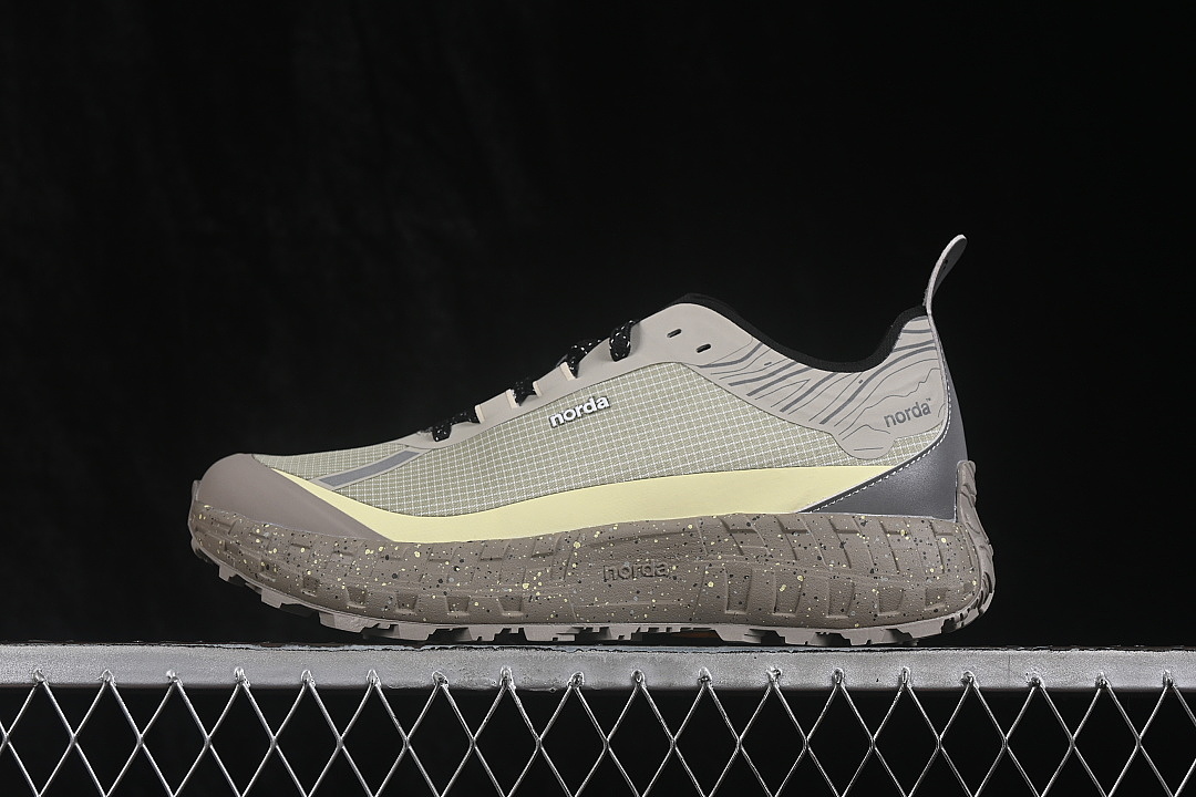 Norda Norda [DYNEEMA ANTI SLIP CASUAL RUNNING SHOES LIGHT GRAY/GREY]-[WOMAN:36-39]-[MAN:40-45], photo 1