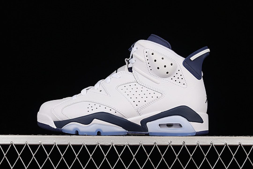 Jordan [CT8529-141]-[AIR JORDAN 6 RETRO WHITE/WHITE/MIDNIGHT NAVY]-[MAN:40-47.5], photo 1
