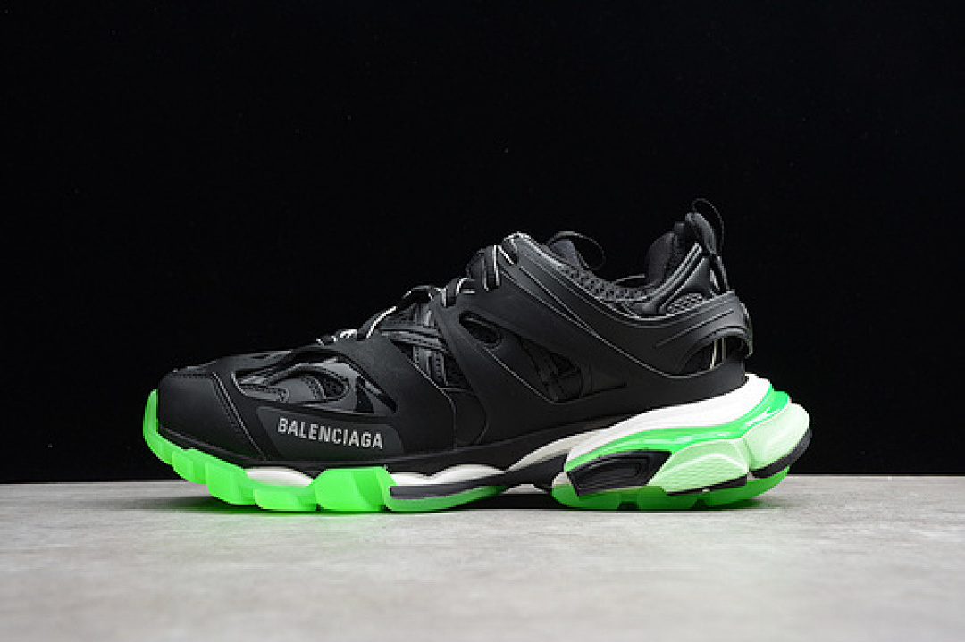 Unbranded [154-151-167]-[ECBA80401311]-[3.0 TRIPLE S SNEAKER GOMMA MAILLE BLACK]-[UNISEX:36-45], photo 1