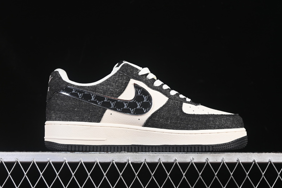 Nike [DX1888-097]-[AIR FORCE 1 07 LOW CASUAL SNEAKERS BLACK/WHITE]-[WOMAN:36-39]-[MAN:40-45] - Image 15