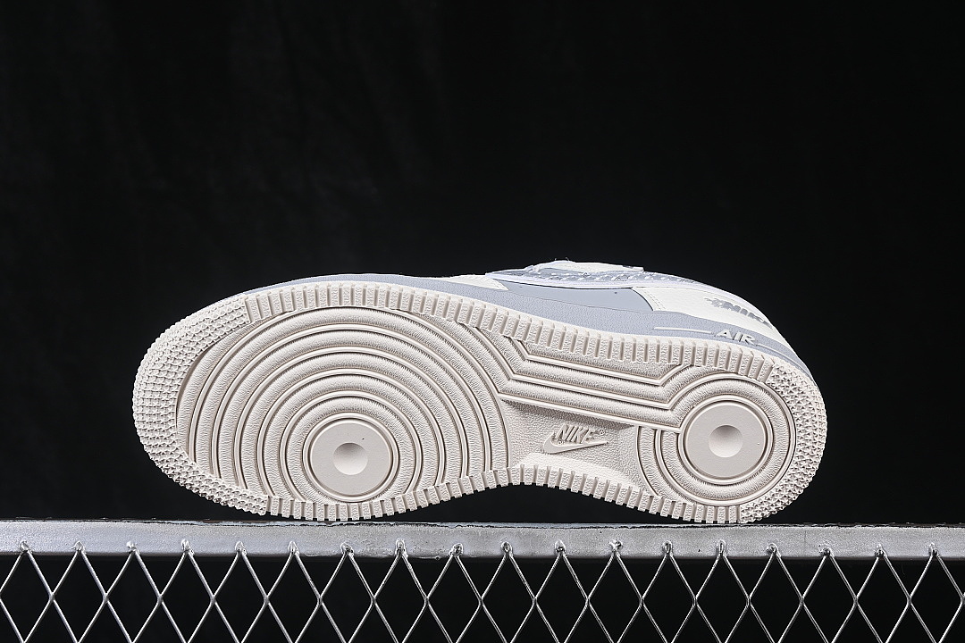 Nike [DN9688-142]-[AIR FORCE 1 07 LOW CASUAL SNEAKERS LIGHT GRAY/WHITE]-[WOMAN:36-39]-[MAN:40-45] - Image 14
