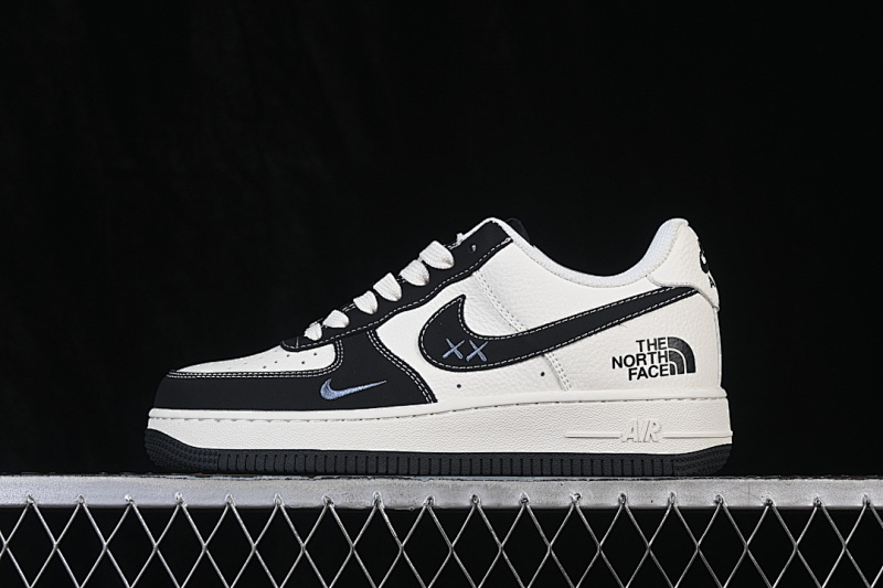 Nike Nike AIR FORCE 1 07 LOW CASUAL SNEAKERS BLACK/WHITE · MM3399-821, photo 1
