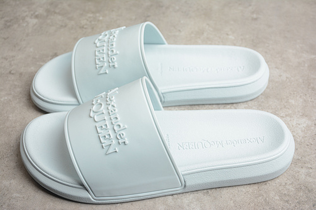 Crocs Crocs [Balenciaga POOL CROCS WHITE]-[WOMAN:36-39]-[MAN:40-45], photo 1