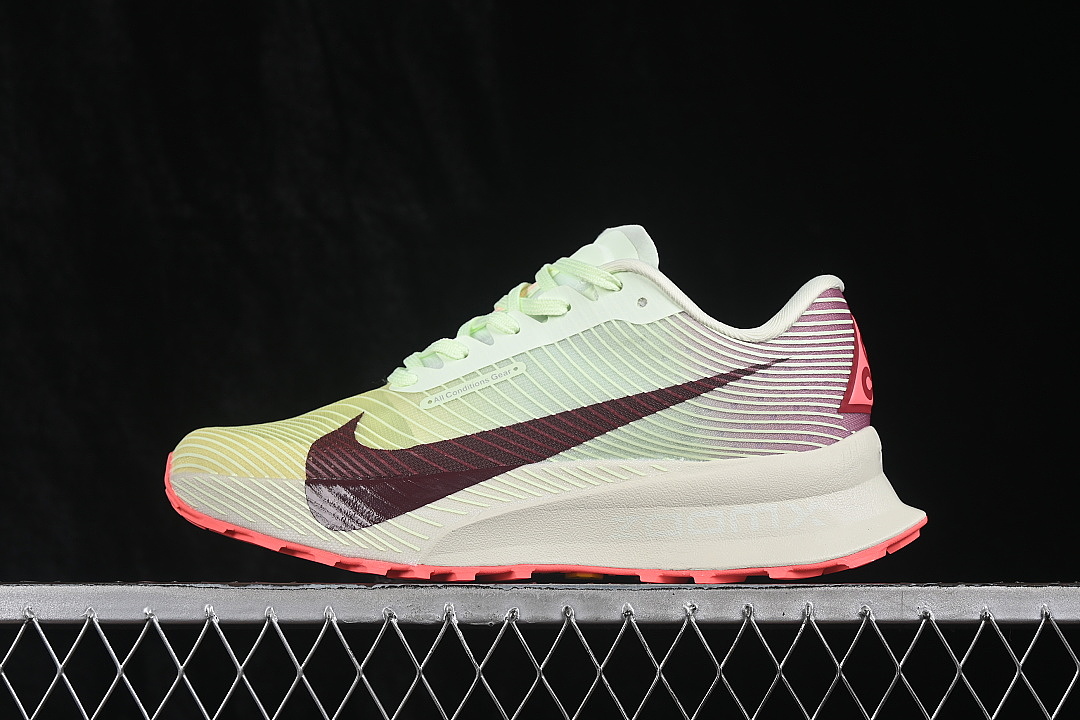 Unbranded [HF5668-700]-[ULTRAFLY TRAIL SHOCK ABSORBING RUNNING SHOES GREEN/RED]-[WOMAN:36-39]-[MAN:40-46], photo 1