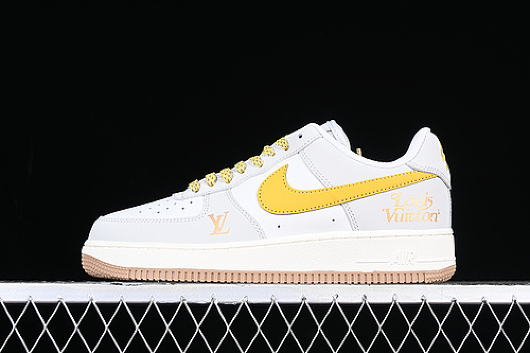 Nike [HX123-006]-[AIR FORCE 1 LOW YELLOW/WHITE]-[WOMAN:36-39]-[MAN:40-45], photo 1