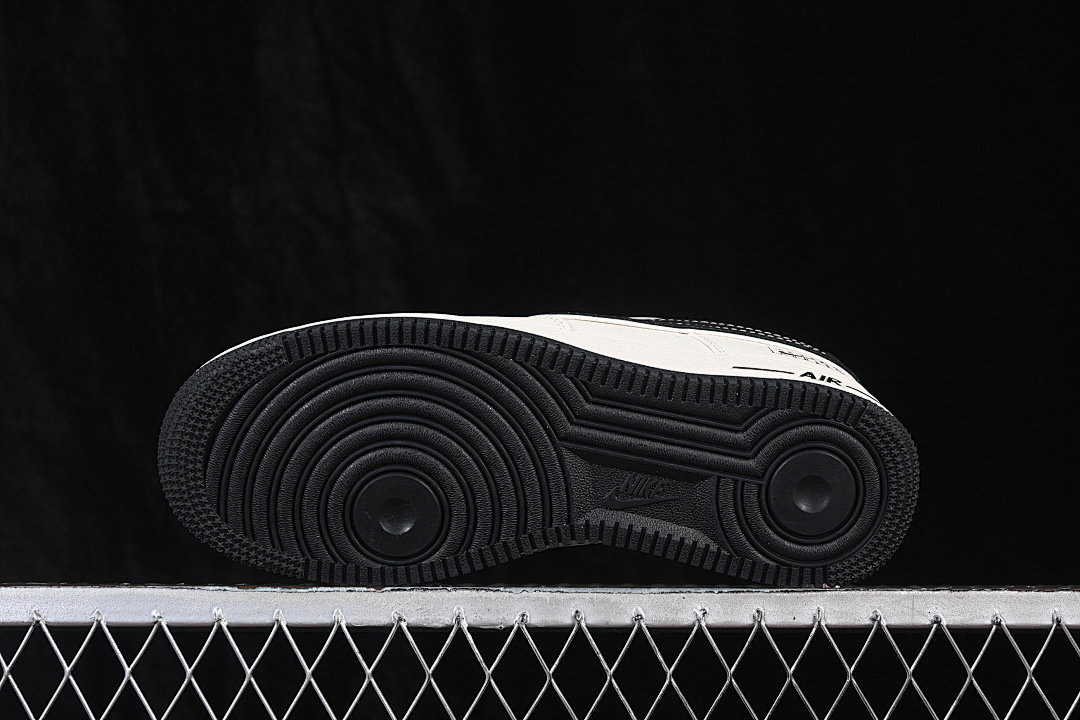 Nike [DW8806-001]-[AIR FORCE 1 07 LOW CASUAL SNEAKERS BEIGE/BLACK/BEIGE]-[WOMAN:36-39.5]-[MAN:40-45] - Image 15