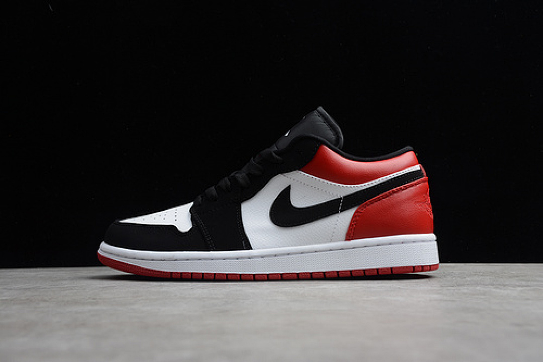 Jordan AIR Jordan 1 LOW BLACK TOE WHITE/BLACK-GYM RED · 553558-116, photo 1