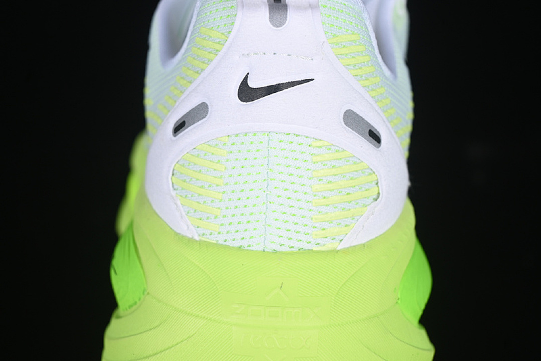 Nike [HM6804-102]-[AIR ZOOM VOMERO 18 WHITE/ELECTRIC GREEN/VOLT/BLACK]-[WOMAN:36-39]-[MAN:40-46] - Image 7