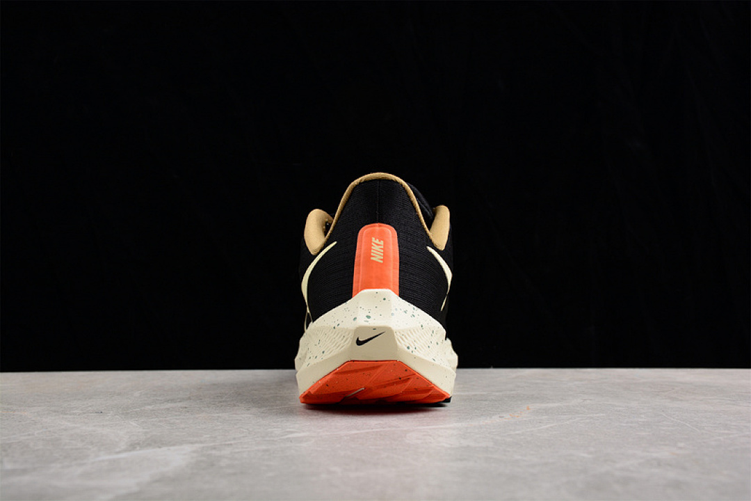 Nike [DX6039-071]-[AIR ZOOM PEGASUS 39 BLACK/COCONUT MILK/SAFETY ORANGE/ALABASTER]-[UNISEX:36-46] - Image 7