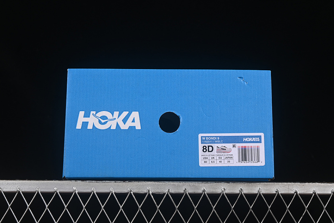 On Running [1162011 WBLC]-[HOKA ONE BONDI 9 WHITE/BLACK/ORANGE]-[WOMAN:36-39]-[MAN:40-45] - Image 12