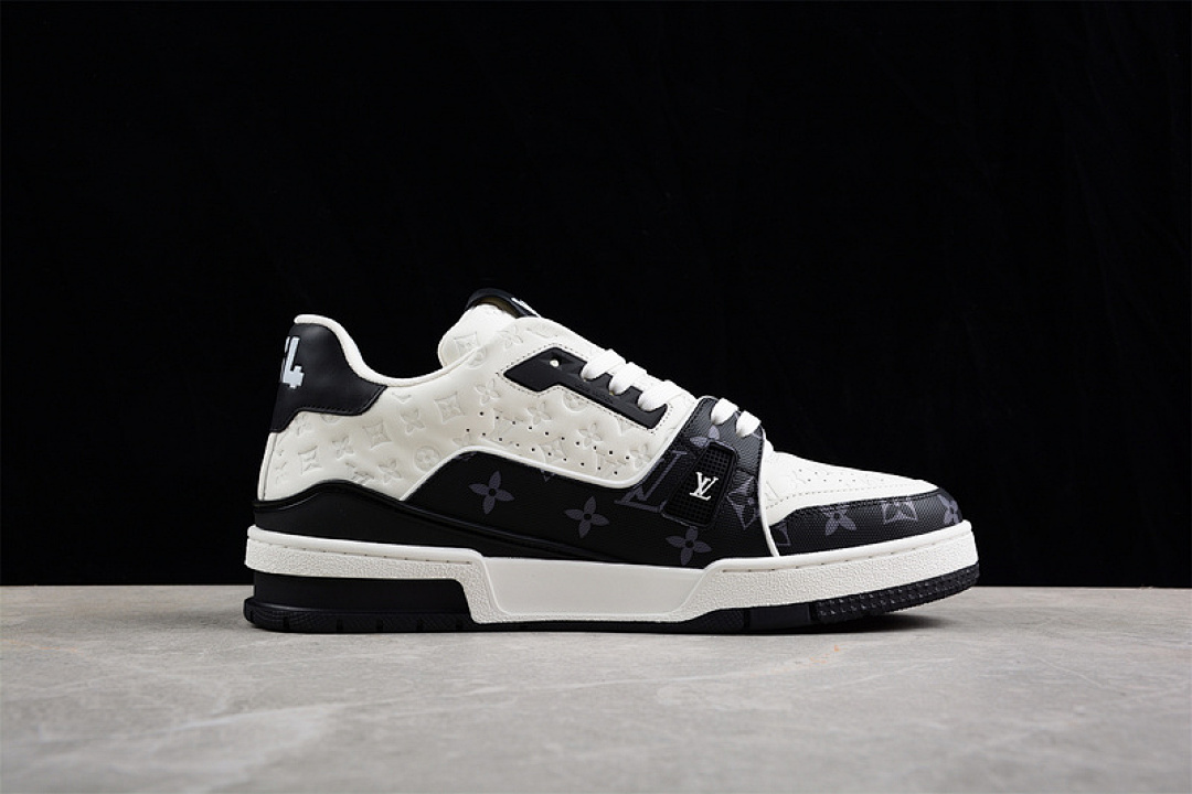 Louis Vuitton [L*V TRAINER LOW SNEAKERS WHITE/BLACK/WHITE]-[WOMAN:36-39]-[MAN:40-45] - Image 12