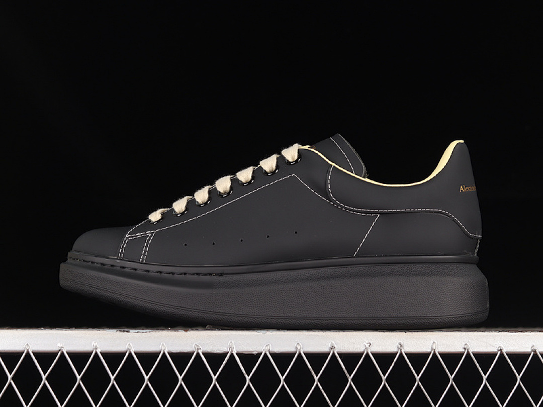 Alexander McQueen Alexander McQueen [ YELLOW/BLACK]-[WOMAN:35-39]-[MAN:40-44], photo 1