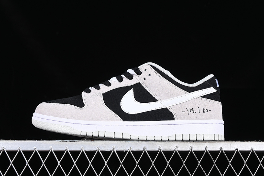 Nike DUNK LOW SB BLACK/DUST COLOR · DO9776-001, photo 1