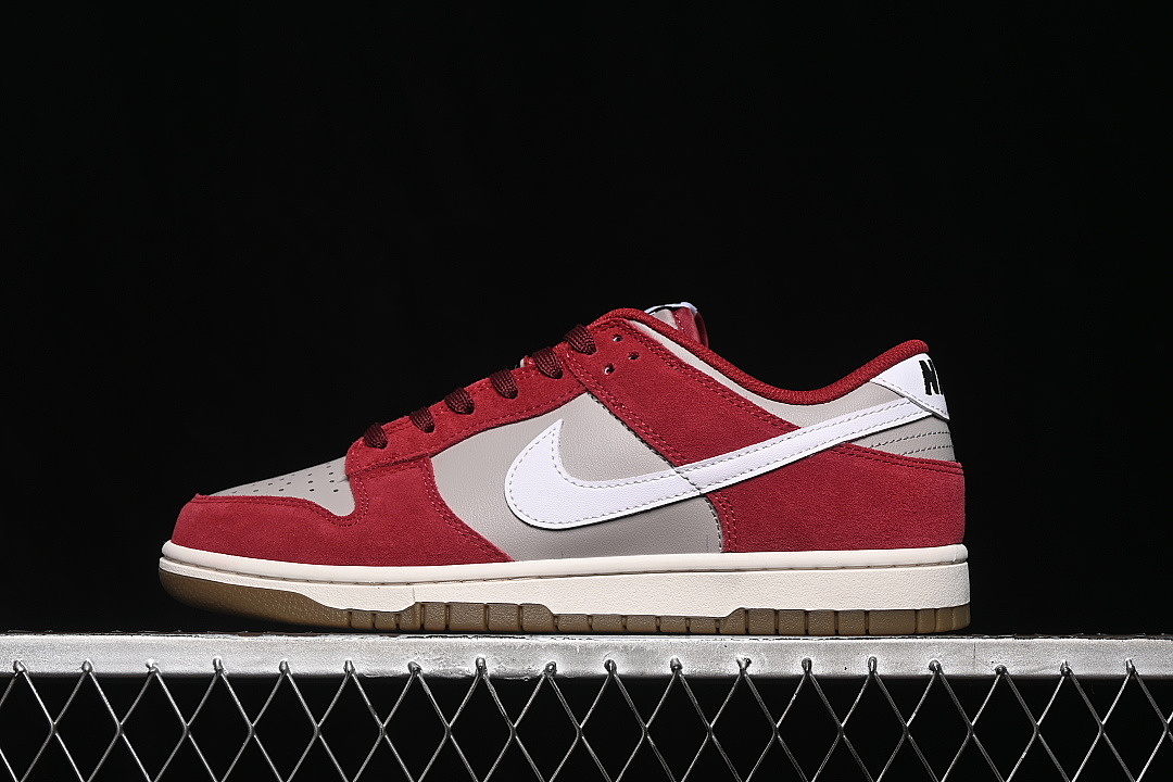 Nike DUNK LOW CASUAL SNEAKERS WINE RED/GREY/WHITE · IB6399-004, photo 1