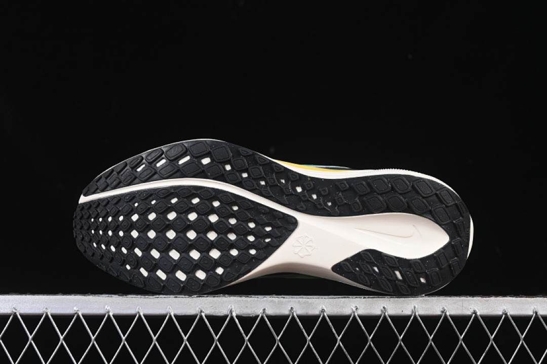 Nike [IH3583-999]-[AIR ZOOM PEGASUS 41 FK GREEN/WHITE/GREY/BLACK/YELLOW]-[WOMAN:39]-[MAN:40-46] - Image 14