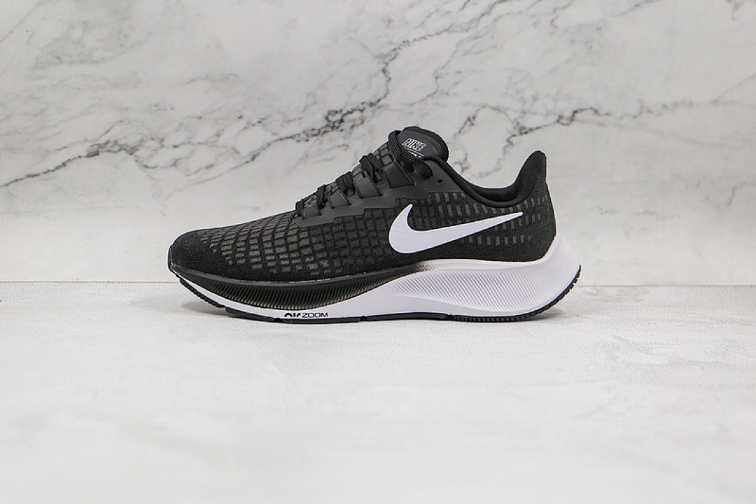 Nike Nike AIR ZOOM PEGASUS 37X BLACK/BLACK/WHITE · BQ9646-002, photo 1