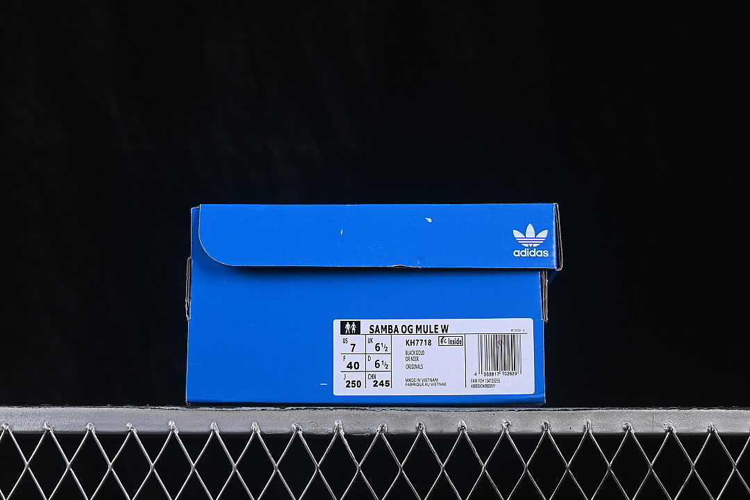 Adidas [KH7718]-[CLOVER CASUAL HALF BLACK/INKINESS]-[WOMAN:35-39]-[MAN:40-45] - Image 11